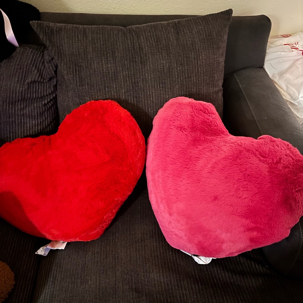 Heart shaped plush decorative pillows